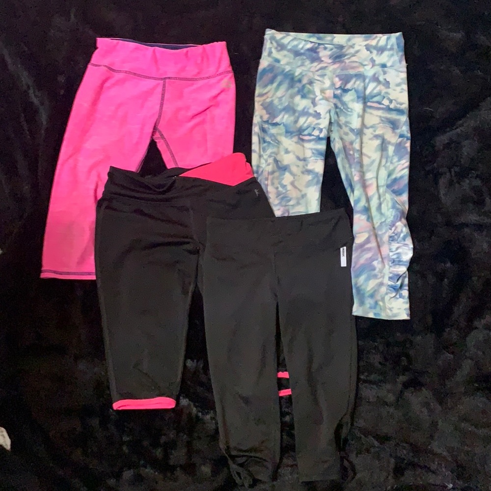 Bundle of girls Capri leggings
